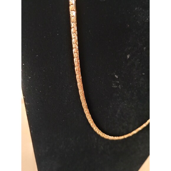 Vintage Emmons Gold-Tone Flat Curb Chain Necklace Slide Clasp - Patent 3427691 - Picture 3 of 5